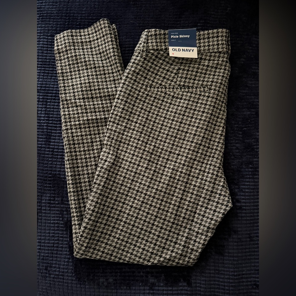 Old Navy Women’s Houndstooth Dress Pants